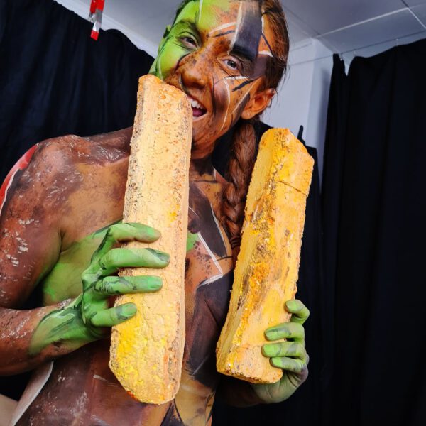 Arbeitsfoto der Bodypainting-Kunstperformance HAMBURGER von Künstler Jörg Düsterwald
