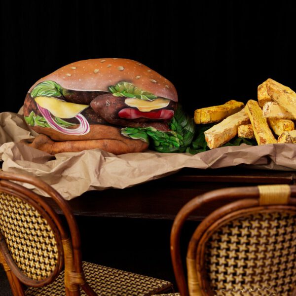 Bodypainting-Kunstperformance HAMBURGER von Künstler Jörg Düsterwald