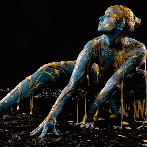 Künstler Jörg Düsterwald und Fotograf Alexander Große-Strangmann haben für ein experimentelles Fotoshooting ein nacktes Fotomodell erst vollständig mit Bodypaintingfarbe bemalt und dann mit glibberigem Schleim versehen. Mit der Masse posiert die Frau in einem Fotostudio vor der Kamera.