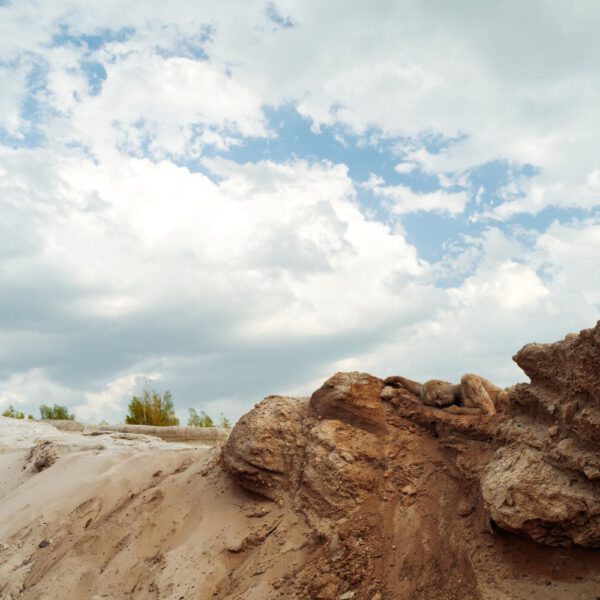 Sandberge-Motiv aus dem Körperkunstprojekt NATURE ART des Künstlers Jörg Düsterwald.