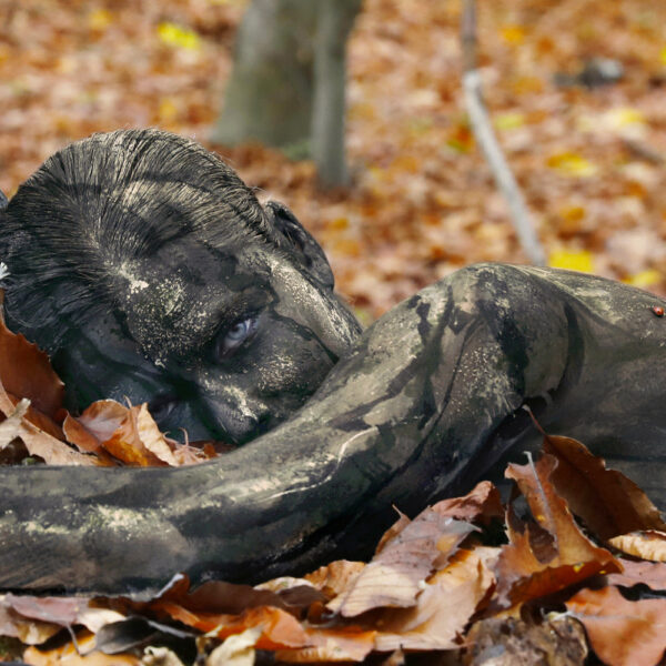 Herbstlaub-Motiv aus dem Körperkunstprojekt NATURE ART des Künstlers Jörg Düsterwald.