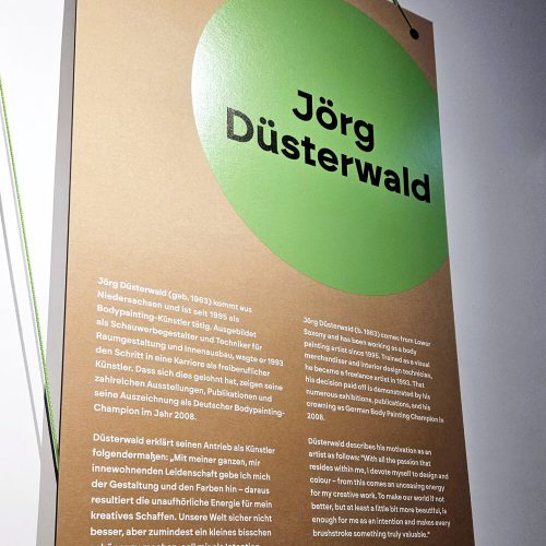 Das Schloßmuseum Arnstadt in Thüringen präsentiert in einer Sonderausstellung das Thema Bodypainting mit Künstler Jörg Düsterwald.