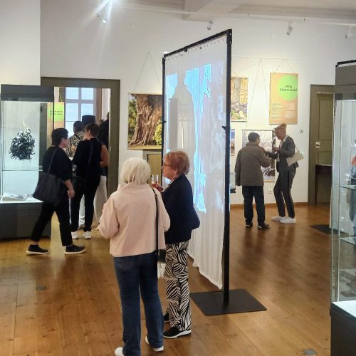 Das Schloßmuseum Arnstadt in Thüringen präsentiert in einer Sonderausstellung das Thema Bodypainting mit Künstler Jörg Düsterwald.